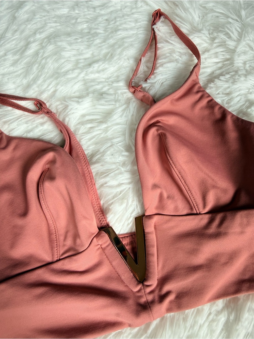 Victoria Secret Women's Deep V Bralette in Dusty Rose - Picture 2 of 5